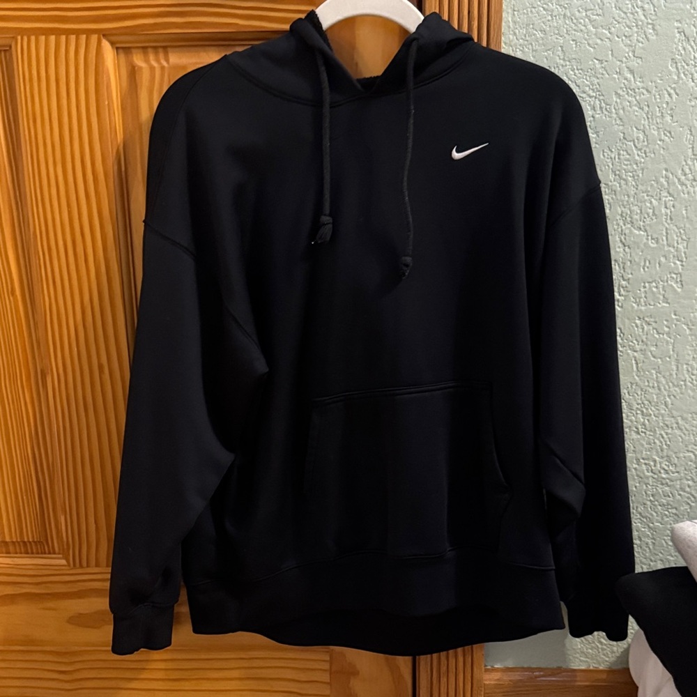 Nike women’s black hoodie